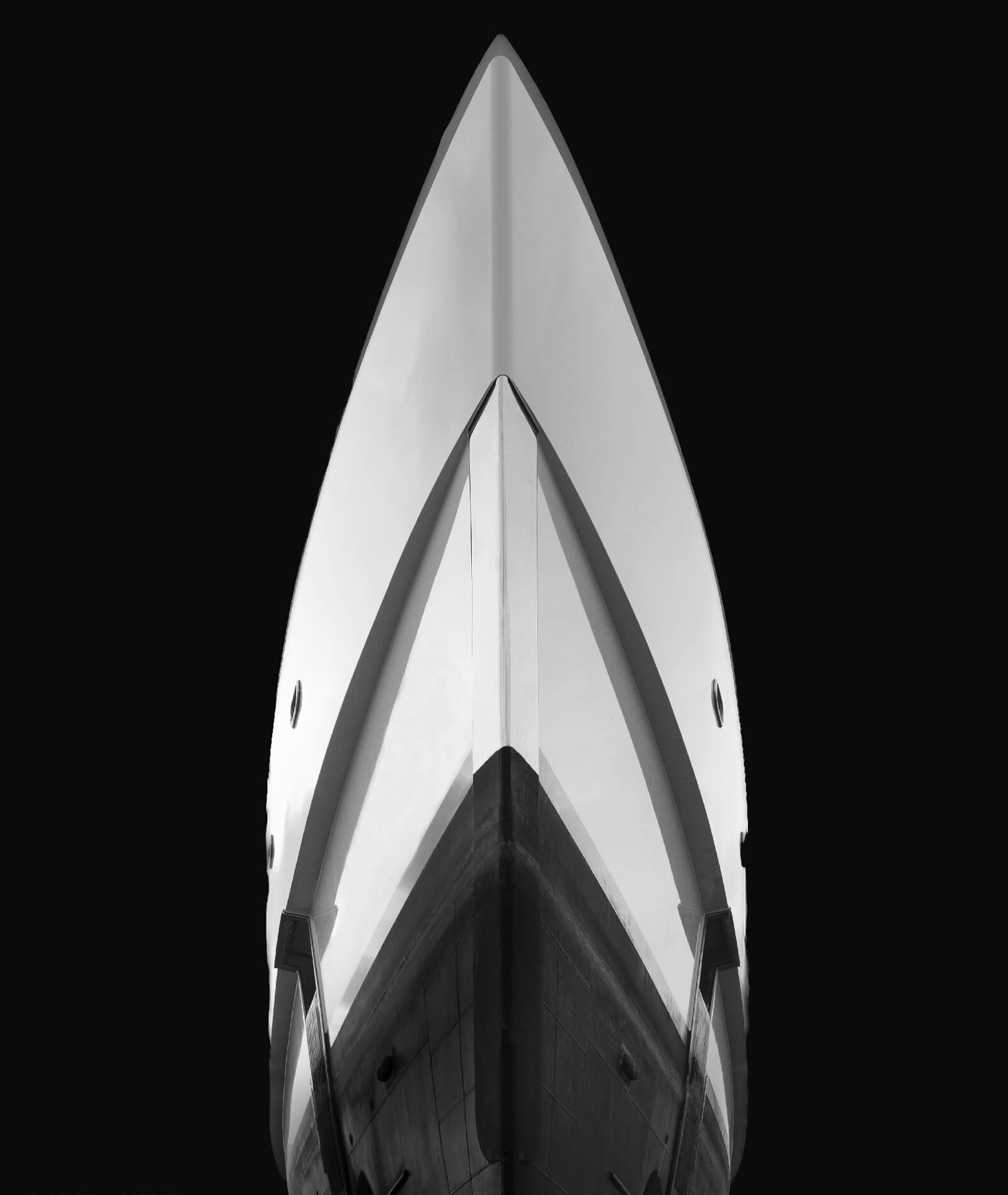 Apart-Benetti-Yacht-Detail-Prua-10
